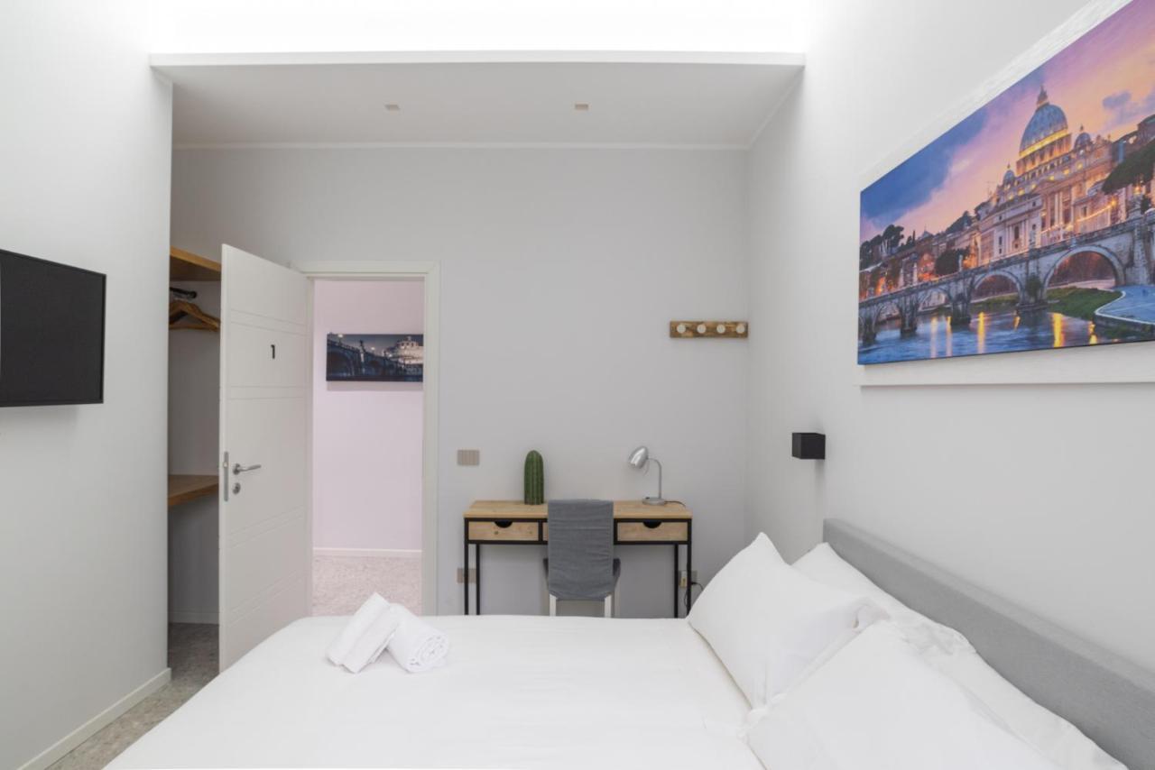 White Home Suite And Rooms Рим Екстер'єр фото